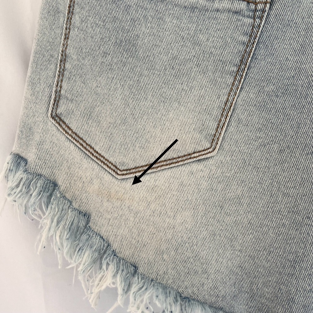 INC International Concepts Raw Hem Denim Cut Off Shorts, Light Wash, Size 6/28โโ - Picture 3 of 6